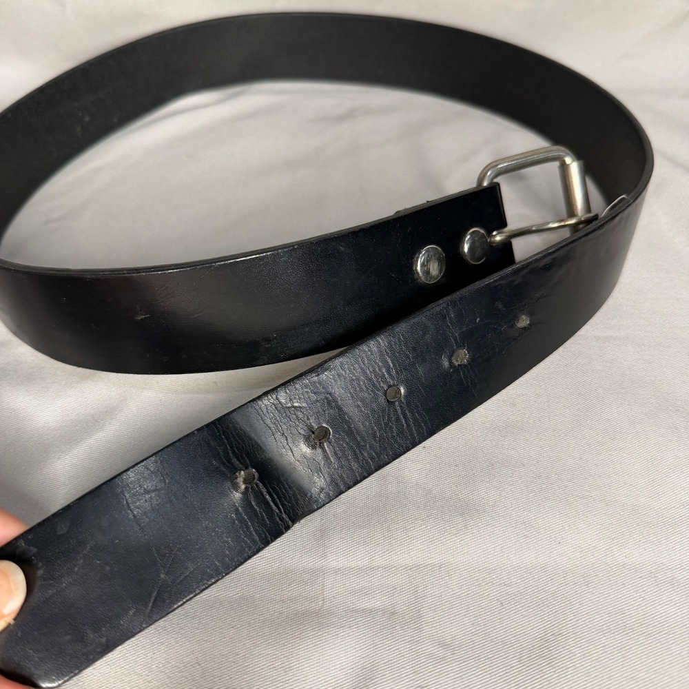 Vintage Hot Topic Mens Black Leather Belt 34 Silver Roller Buckle Punk Emo Goth - Picture 4 of 6